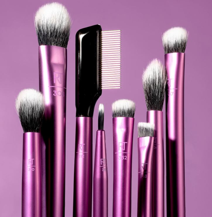 real-techniques-8-pieces-must-have-eye-brushes-2 ست براش چشم 8 عددی ریل تکنیک - REAL TECHNIQUES - EVERYDAY EYE - تصویر 1
