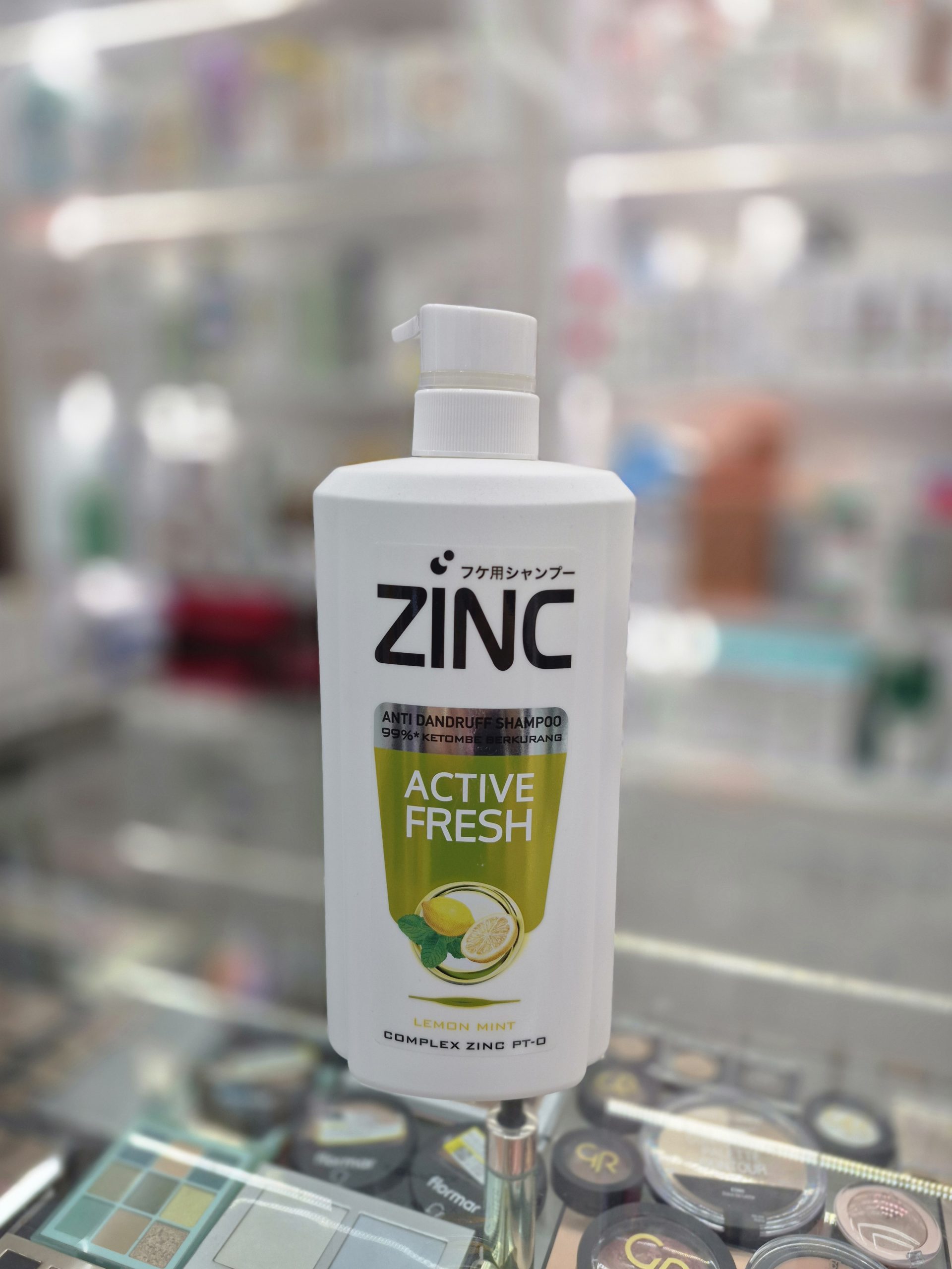 20260502_201043 شامپو ضد شوره و تقویت مو زینک 680 میل مدل Active Fresh - تصویر 1